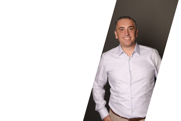 Van Financiële Stilstand naar Zakelijke Synergie: De Kracht van Verbinding in Finance 